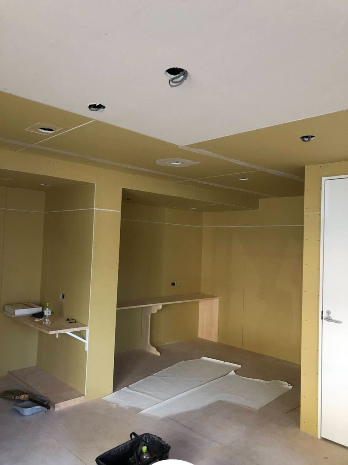 店舗のリフォーム前の画像